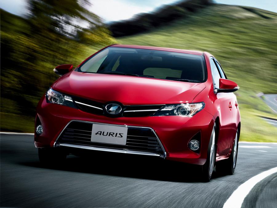  Toyota Auris RS S Package 2012 года  (JP) (фото 3 из 8)